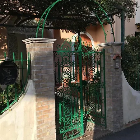 Casa A Quattro Passi Dal Mare Giardini-Naxos