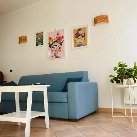 Casa A Quattro Passi Dal Mare Апартаменти Джардіні-Наксос
